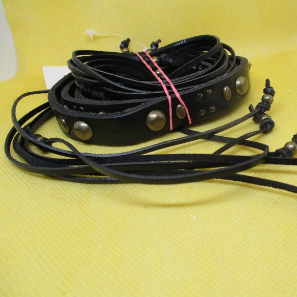 Coldwater Creek W. Original Brass Tone Studded Tassel Narrow Black Real Leather - Picture 3 of 8